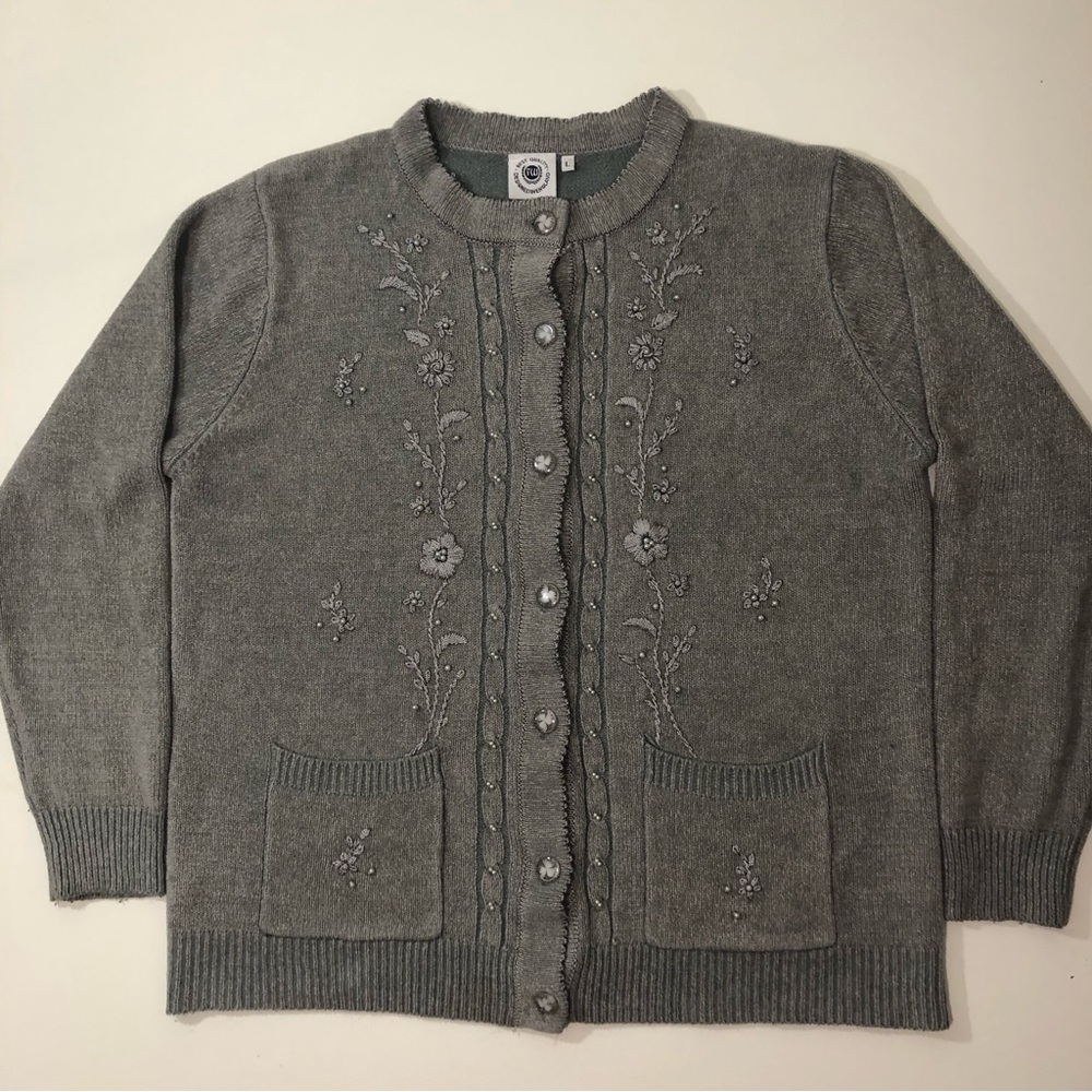 FW Best Quality Designed in England Button up Embroidered Floral Design Womans L